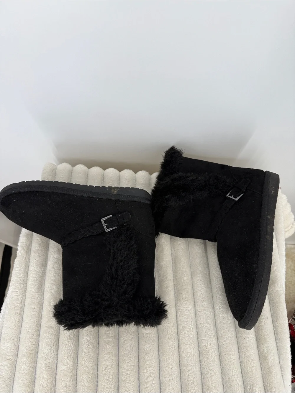 The Children’s Place Black Fur-Trim Suede Winter Boots Big Girls 6